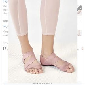 Fabletics Point Studio Socks